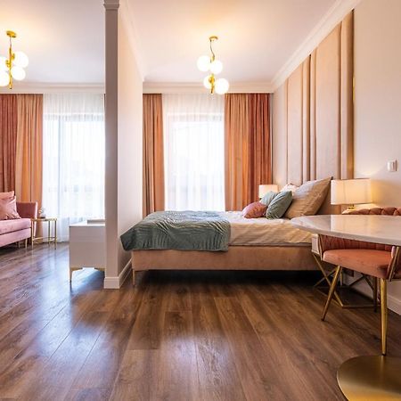 Zloty Lotos-Srodmiescie Z Darmowym Parkingiem Apartment Gdansk Bagian luar foto