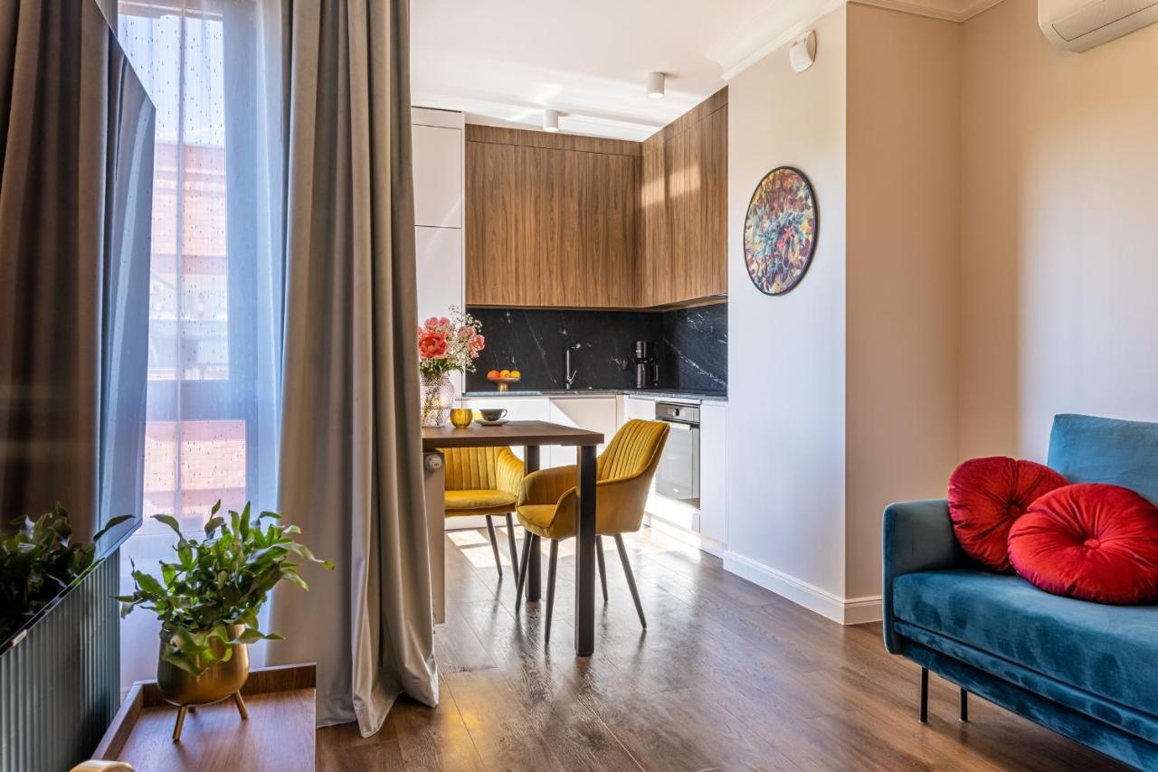 Zloty Lotos-Srodmiescie Z Darmowym Parkingiem Apartment Gdansk Bagian luar foto