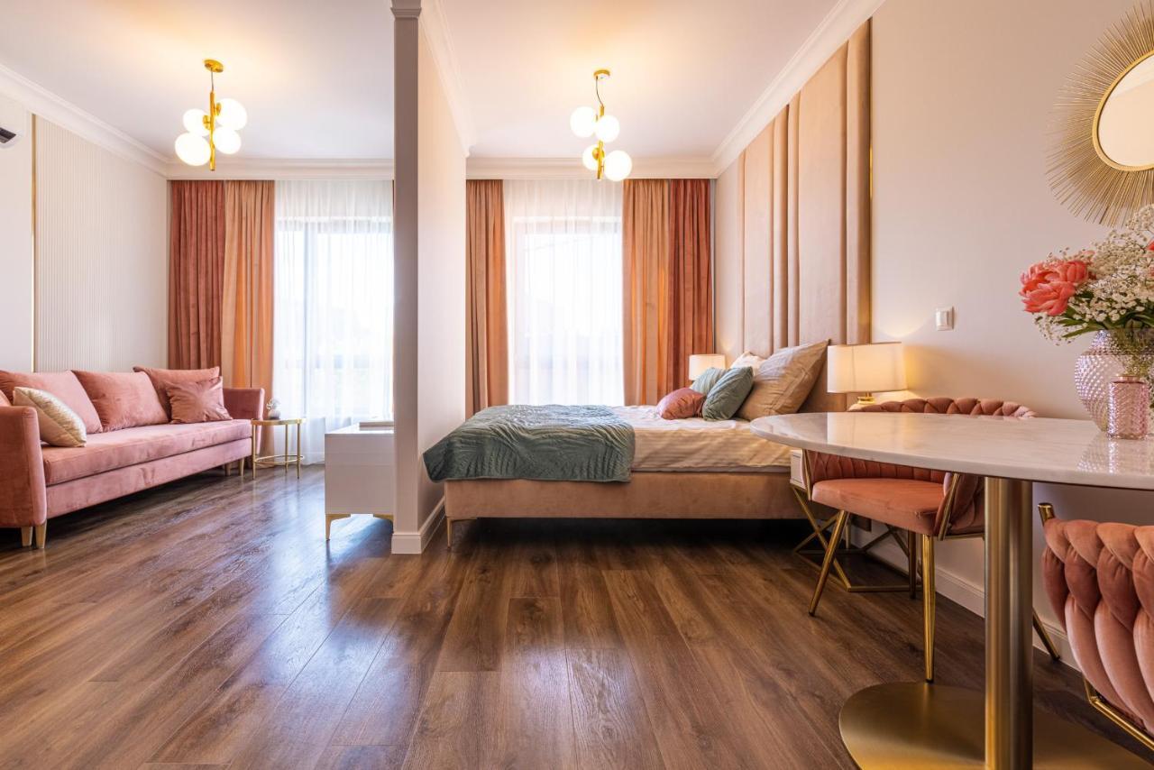 Zloty Lotos-Srodmiescie Z Darmowym Parkingiem Apartment Gdansk Bagian luar foto